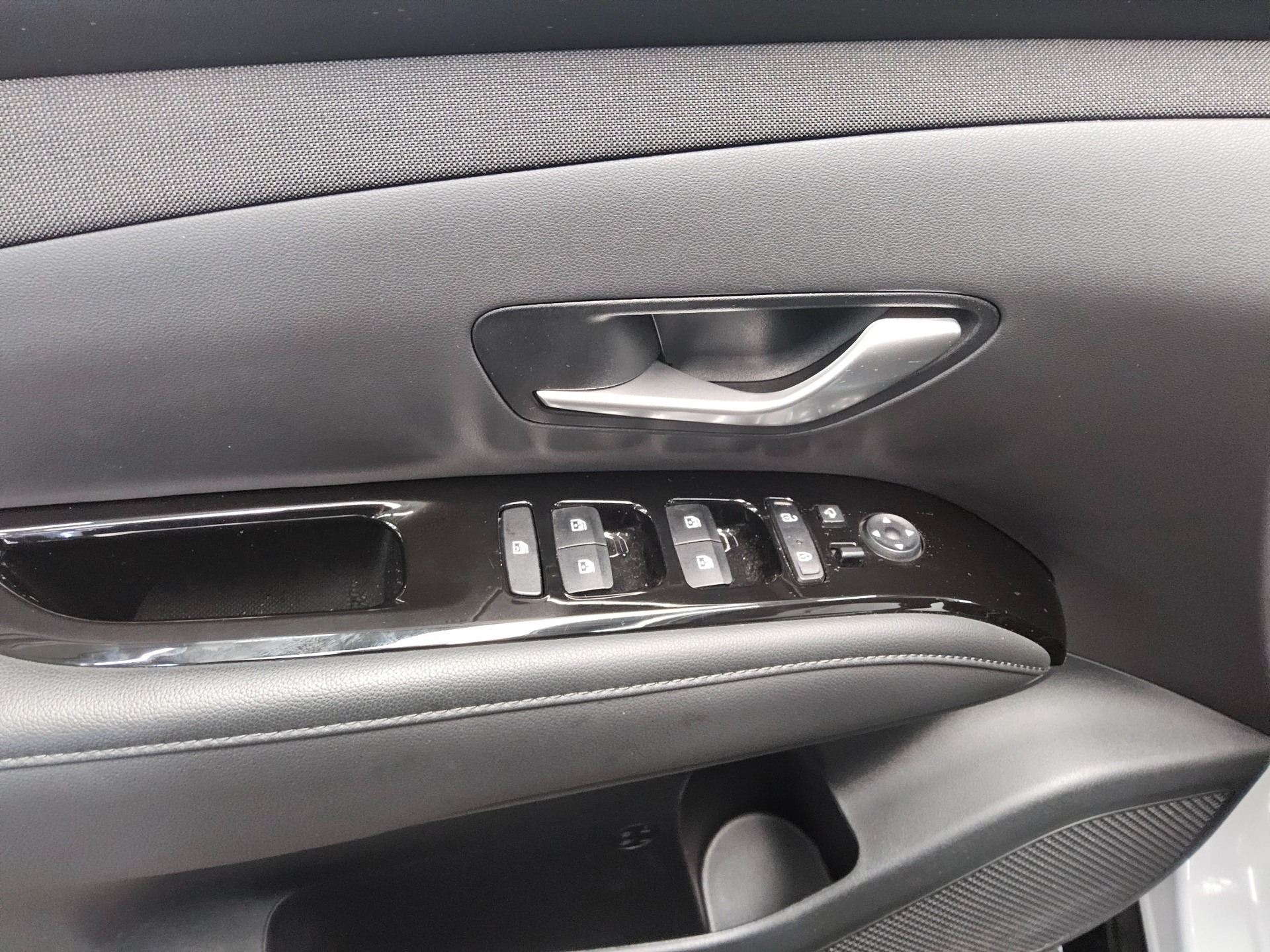 Hyundai Tucson 1.6 CRDI Trend Navi LED DC Pano ACC RfK 10
