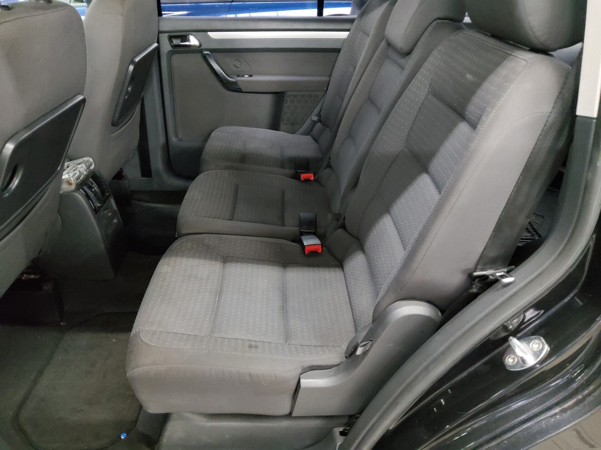 Volkswagen Touran 2.0 TDI Trendline PDC Klima 13
