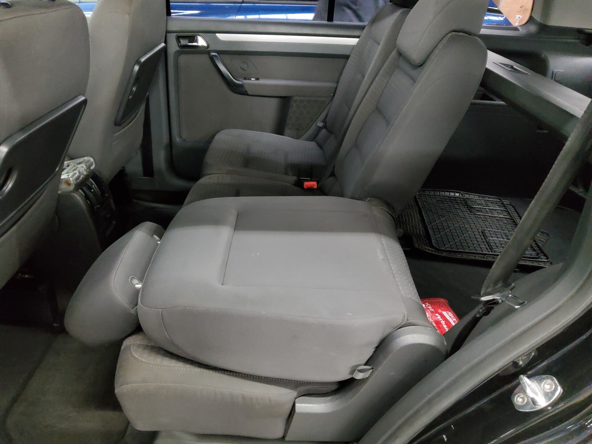 Volkswagen Touran 2.0 TDI Trendline PDC Klima 12