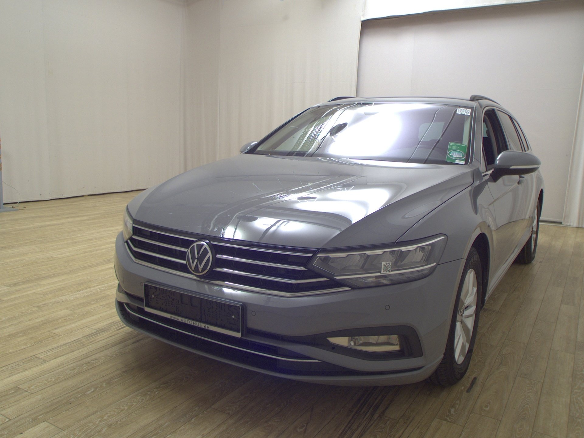 Volkswagen Passat Var. 2.0 TDI Business Navi LED AID RfK 2