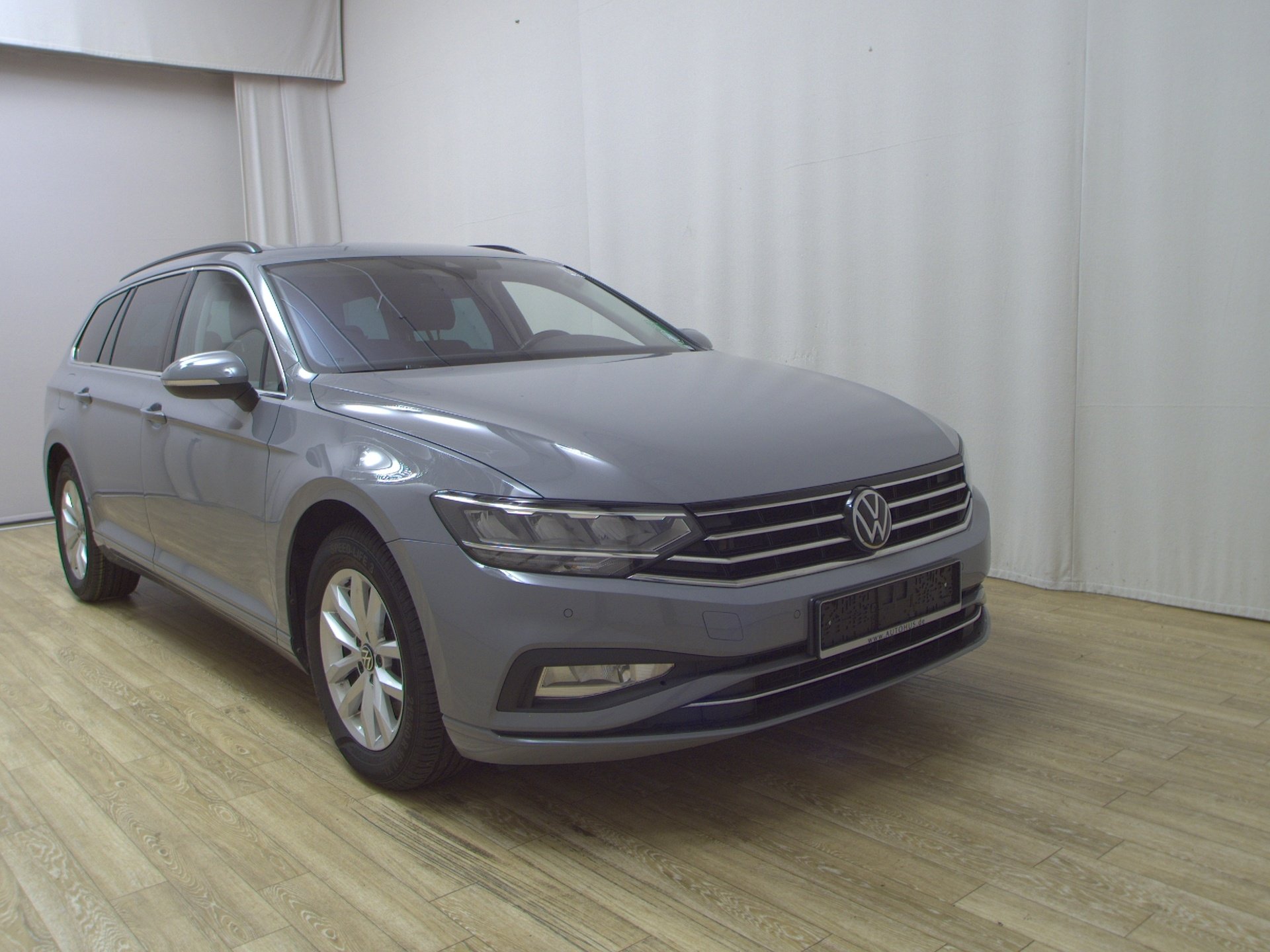 Volkswagen Passat Var. 2.0 TDI Business Navi LED AID RfK 3