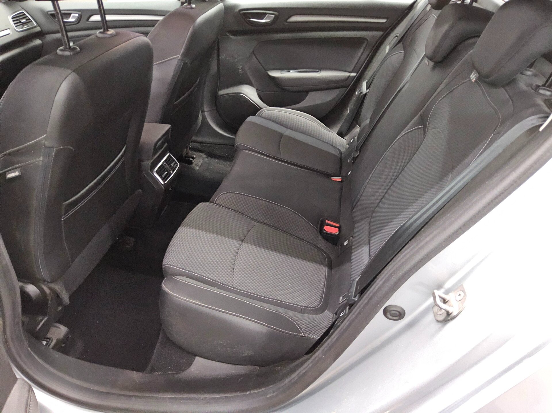 Renault Megane Grandtour 1.5 BLUE dCi Equilibre Navi LED T-Leder RFK SHZ 13