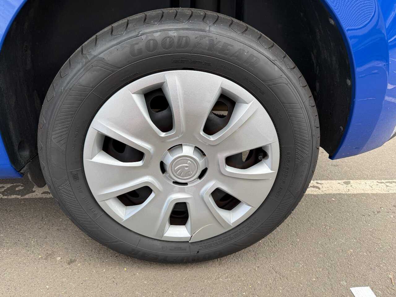 Skoda Kamiq 1.6 TDI Active SHZ PDC 12