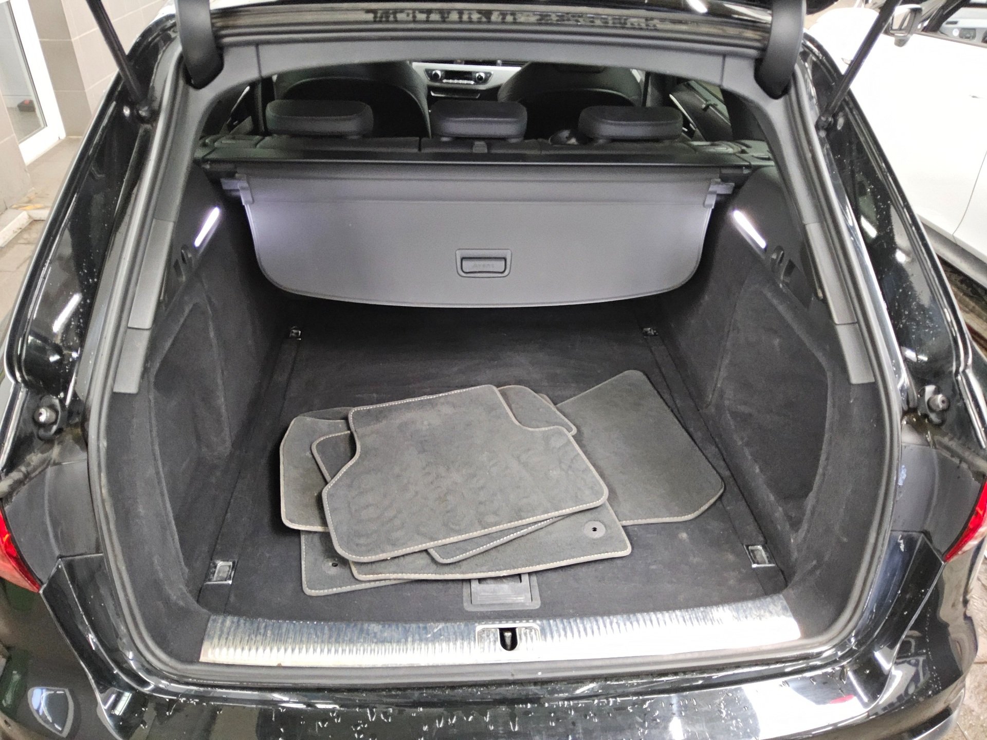 Audi A4 Avant 40 TDI S-Line Navi LED RfK Shz Sound 11