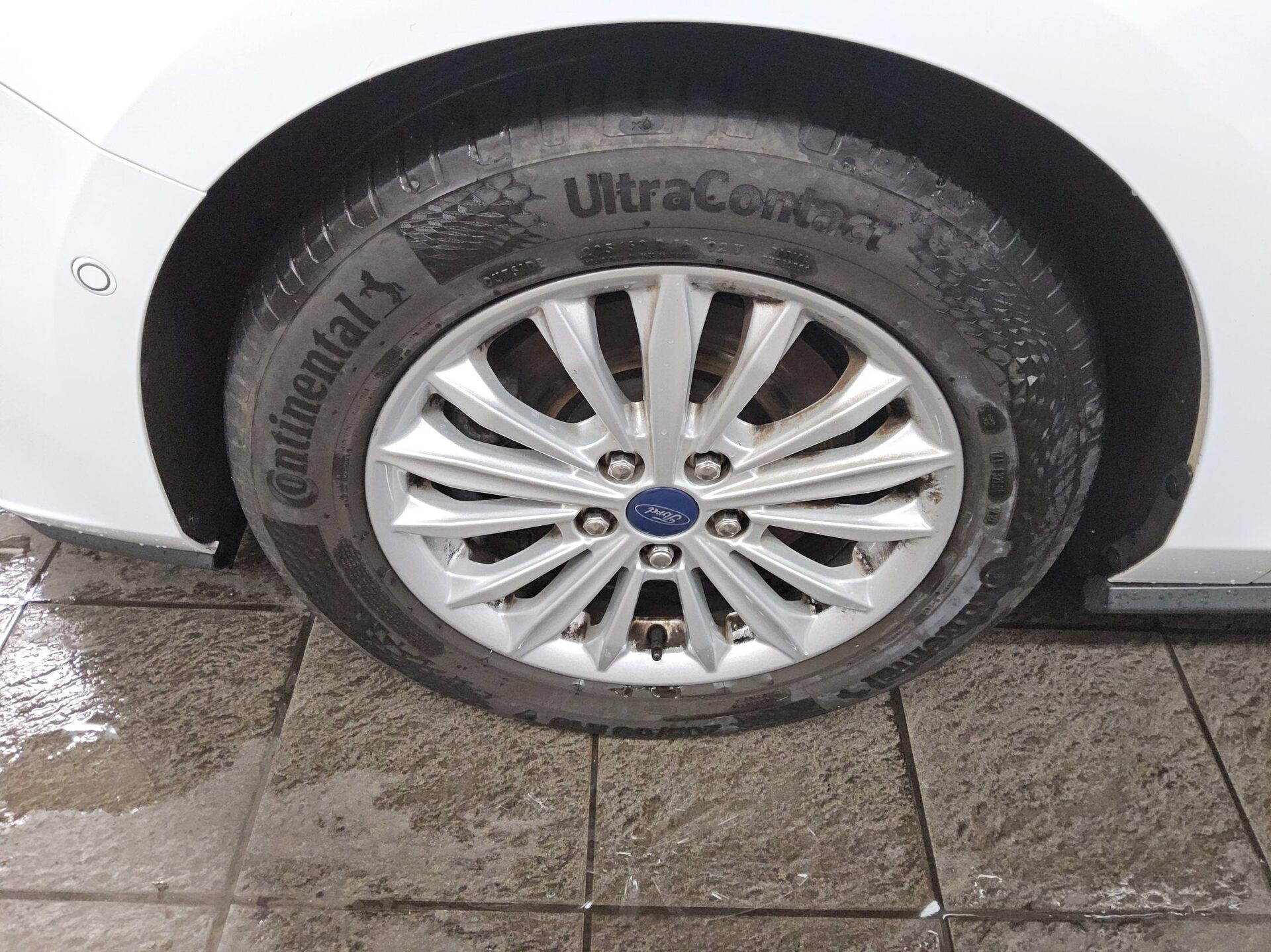 Ford Focus Turnier 2.0 EB Titanium Navi LED RfK ACC 10