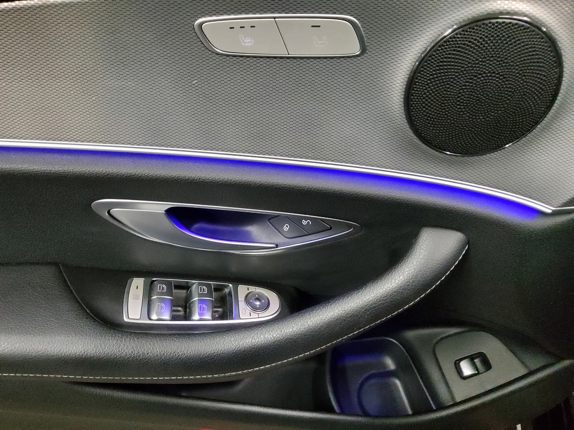 Mercedes-Benz E 220 T d Avantgarde Leder LED RFK Distronic+ 9