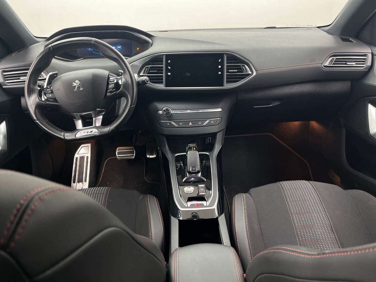 Peugeot 308 1.5 BlueHDi 130 GT-Line T-LEDER NAVI KLIMAAUT LED PDC 5