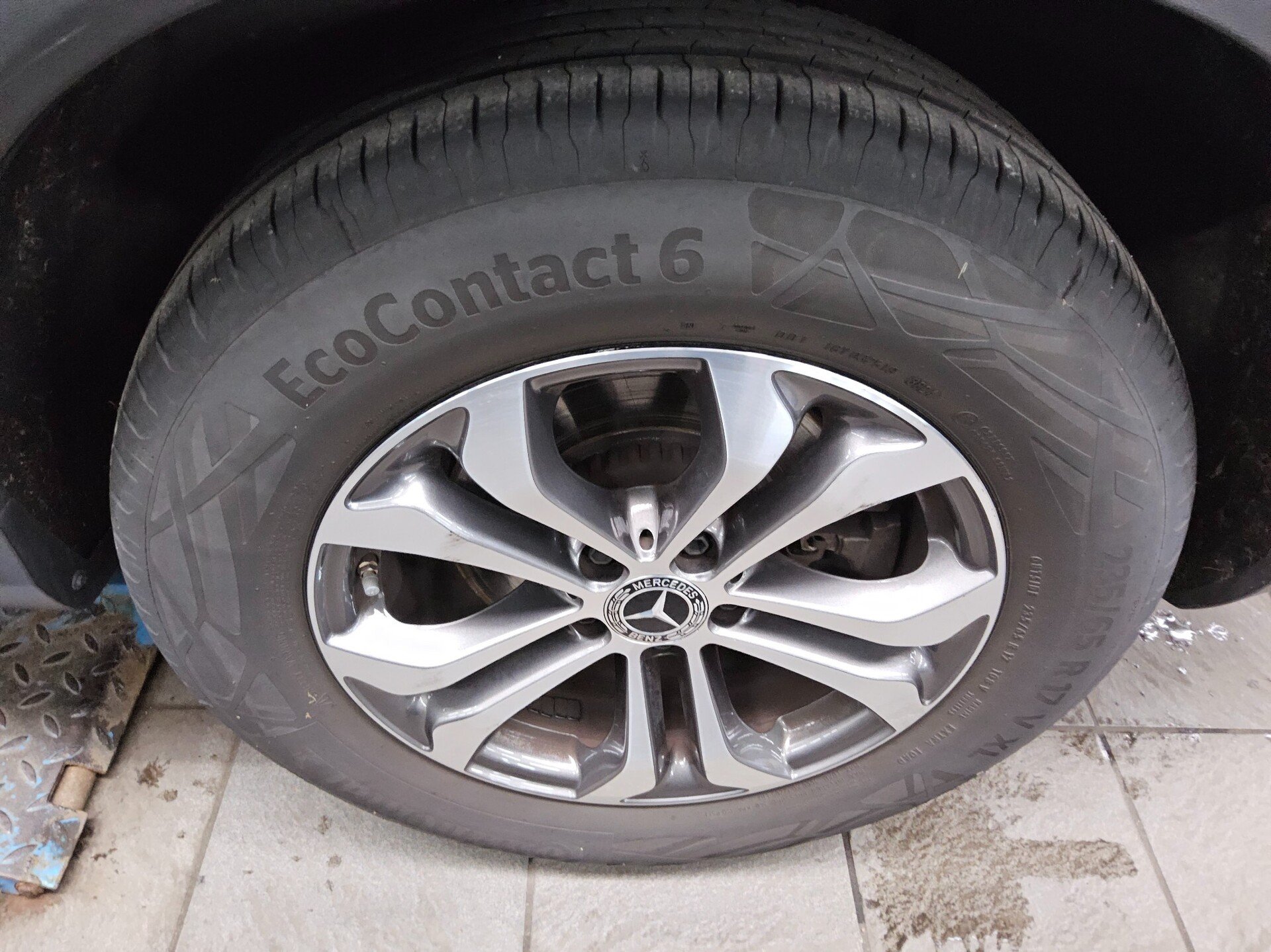 Mercedes-Benz GLC 220 d 4M Exclusive Navi LED Distr.+ RFK AHK 10