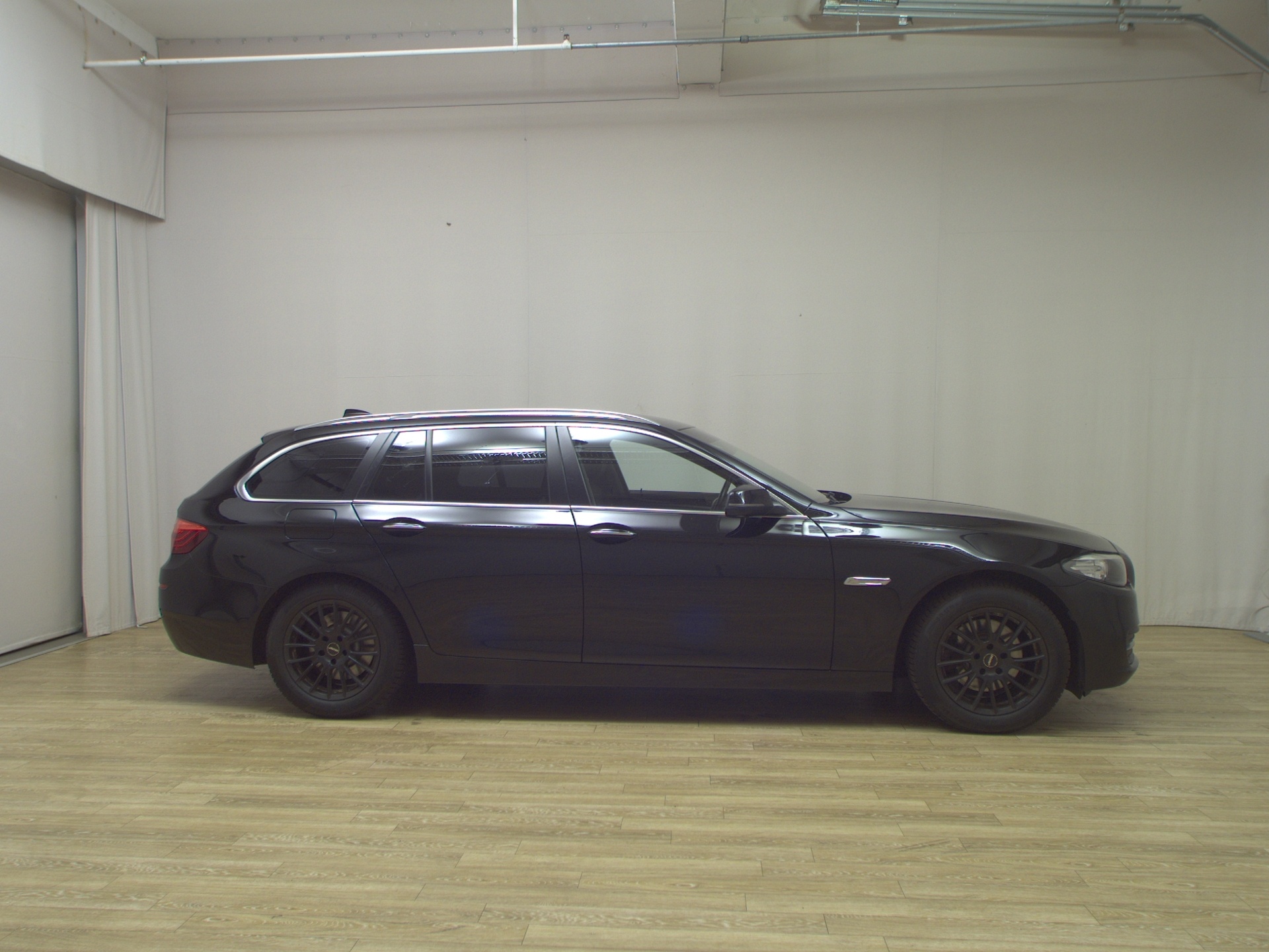 BMW 520dA Touring xDr Navi Bi-Xenon HuD HiFi