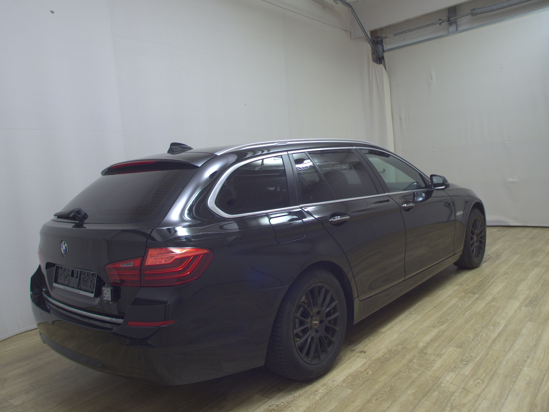BMW 520dA Touring xDr Navi Bi-Xenon HuD HiFi 4