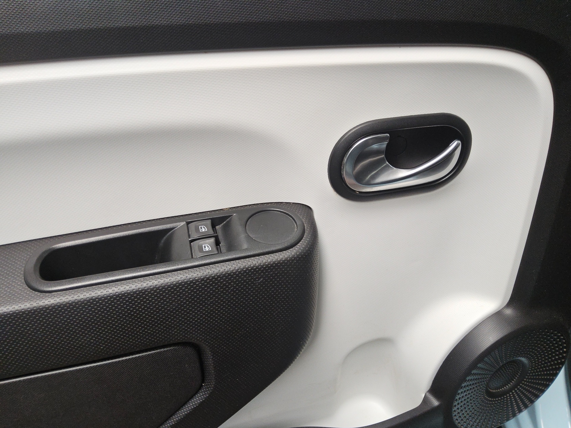 Renault Twingo 1.0 Limited Klima BT 9
