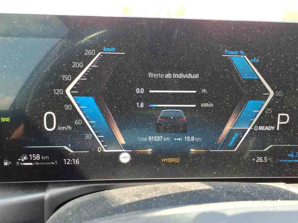 BMW 320e Touring KLIMAAUT LED SHZ PDC AHK 6