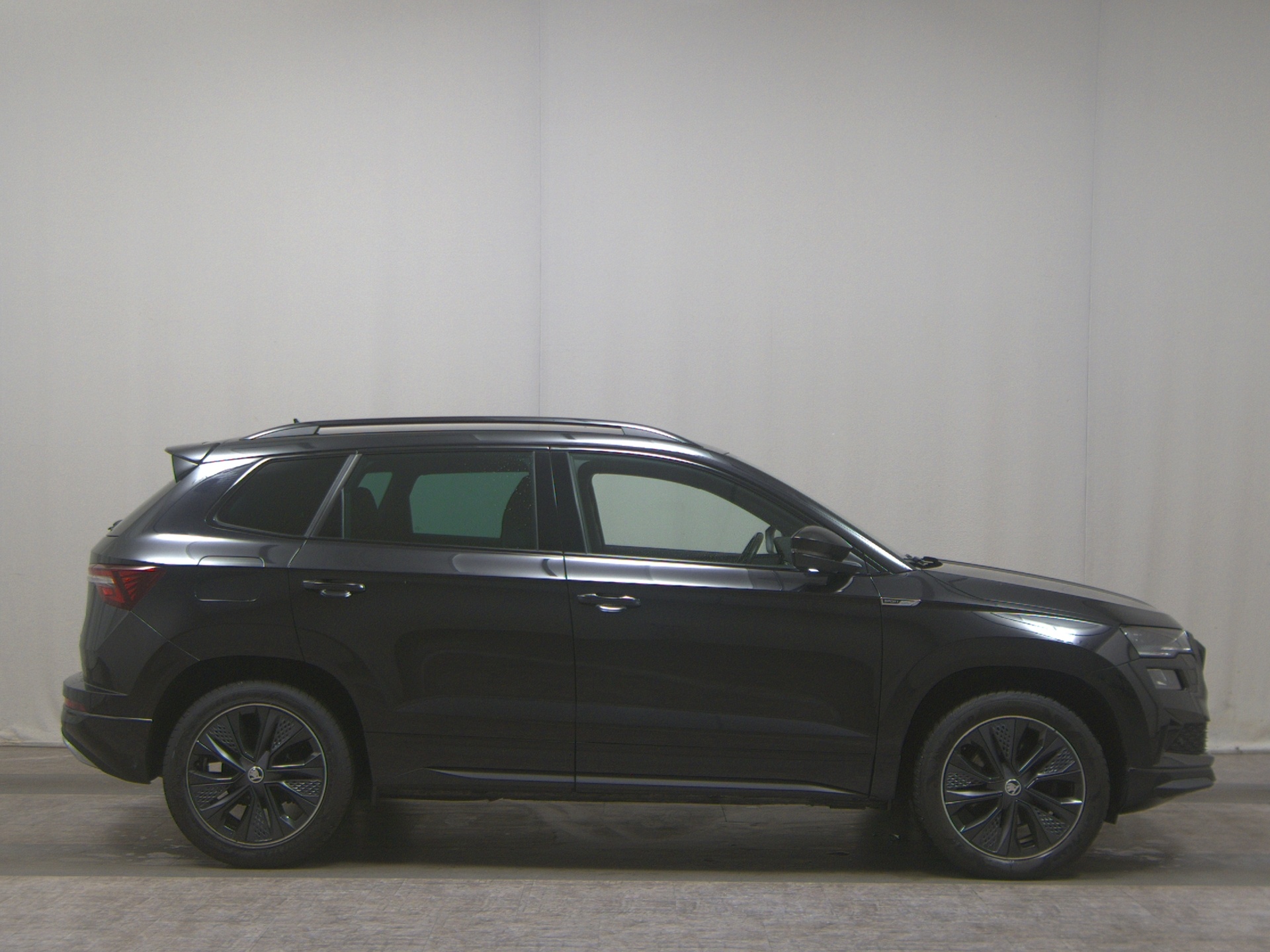Skoda Karoq 2.0 TDI 4x4 SportLine Navi LED Virtual AHK DCC