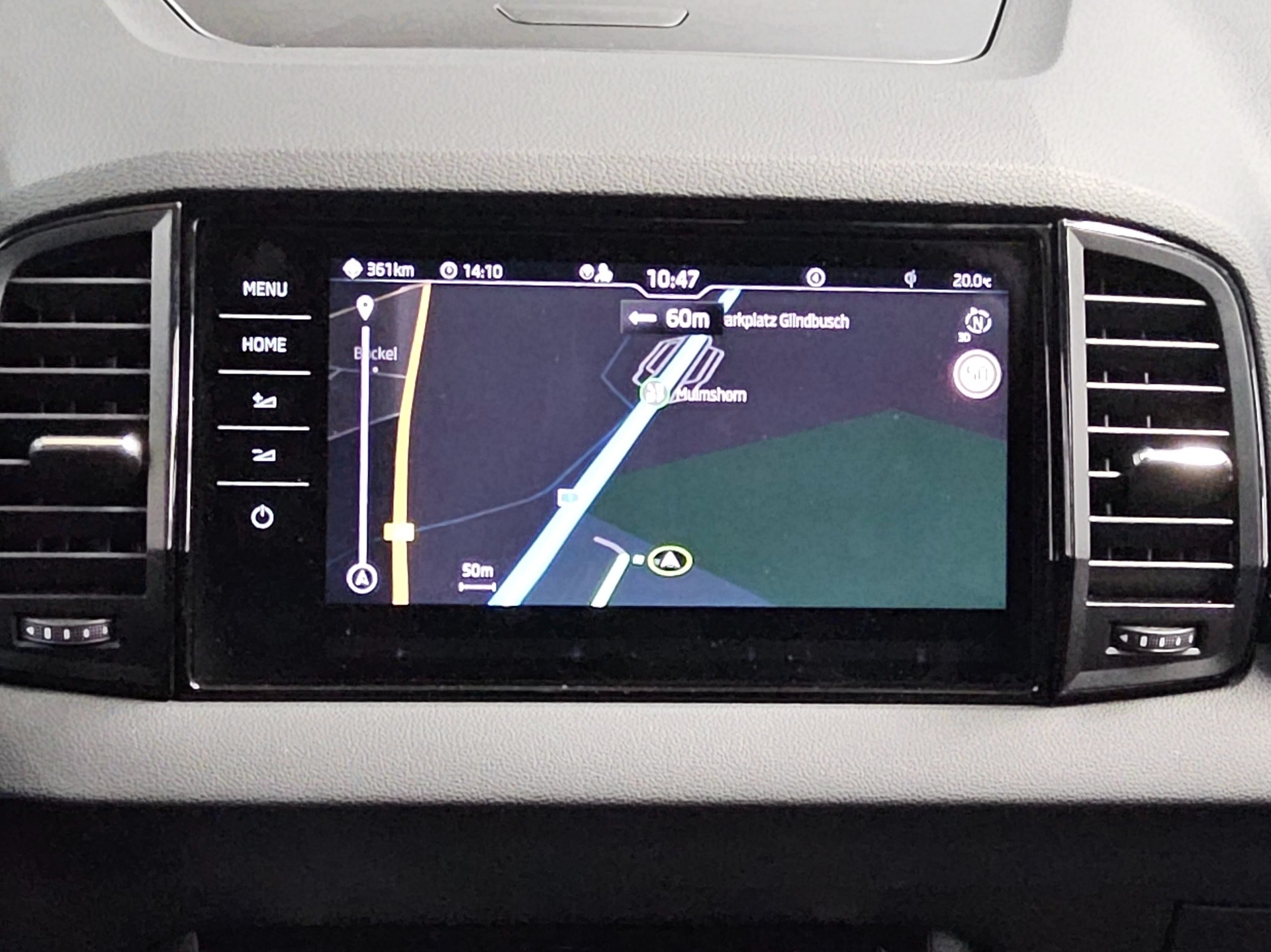 Skoda Karoq 2.0 TDI 4x4 SportLine Navi LED Virtual AHK DCC 7