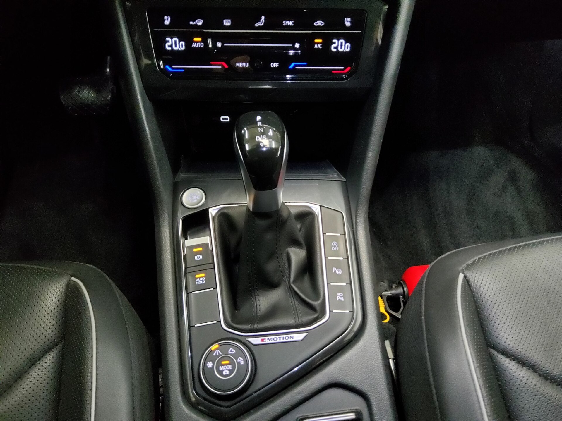 Volkswagen Tiguan Allspace 2.0 TSI Leder Navi DC Matrix 6