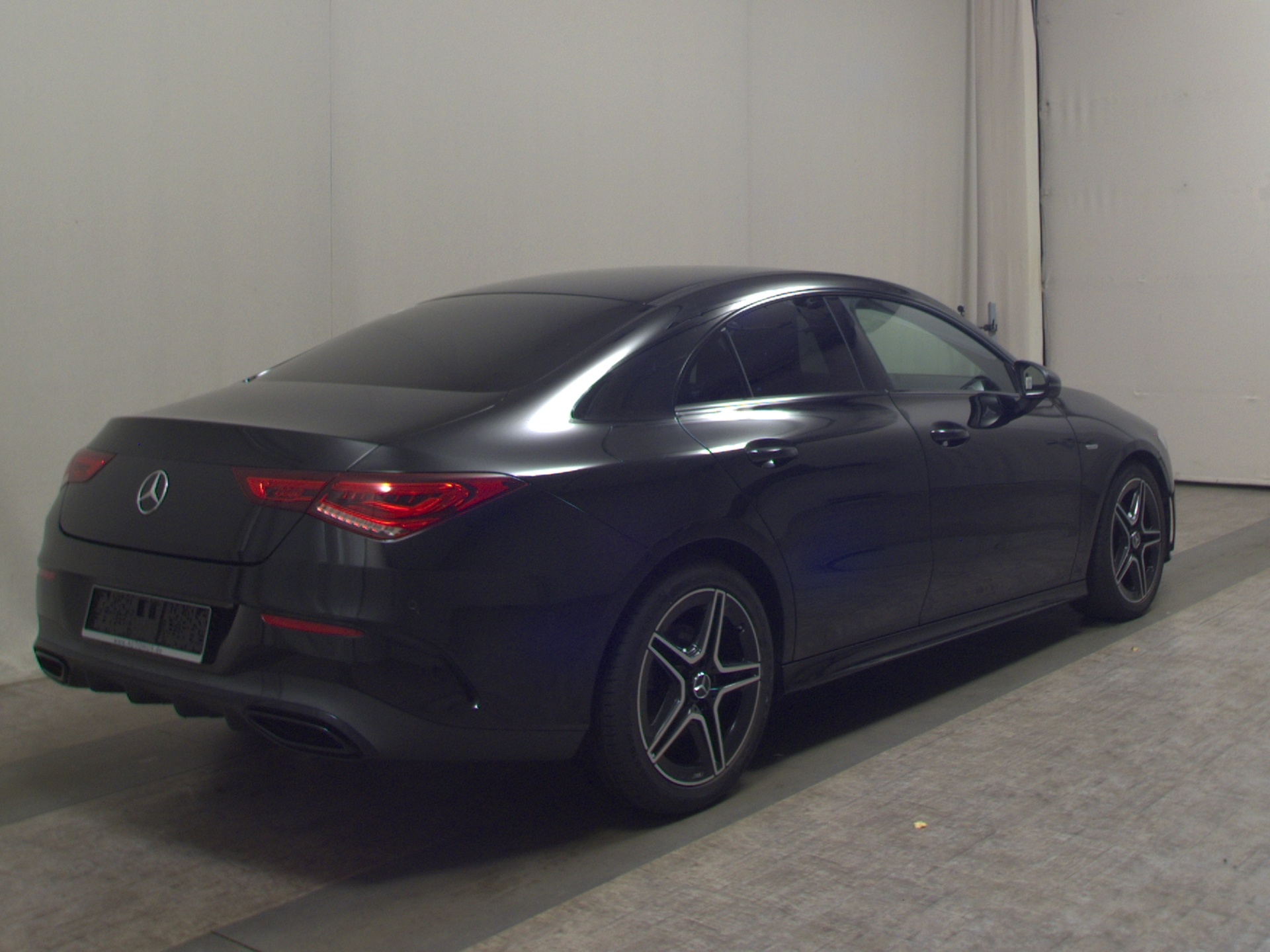 Mercedes-Benz CLA 200 Navi LED MBUX RFK Night PDC 4