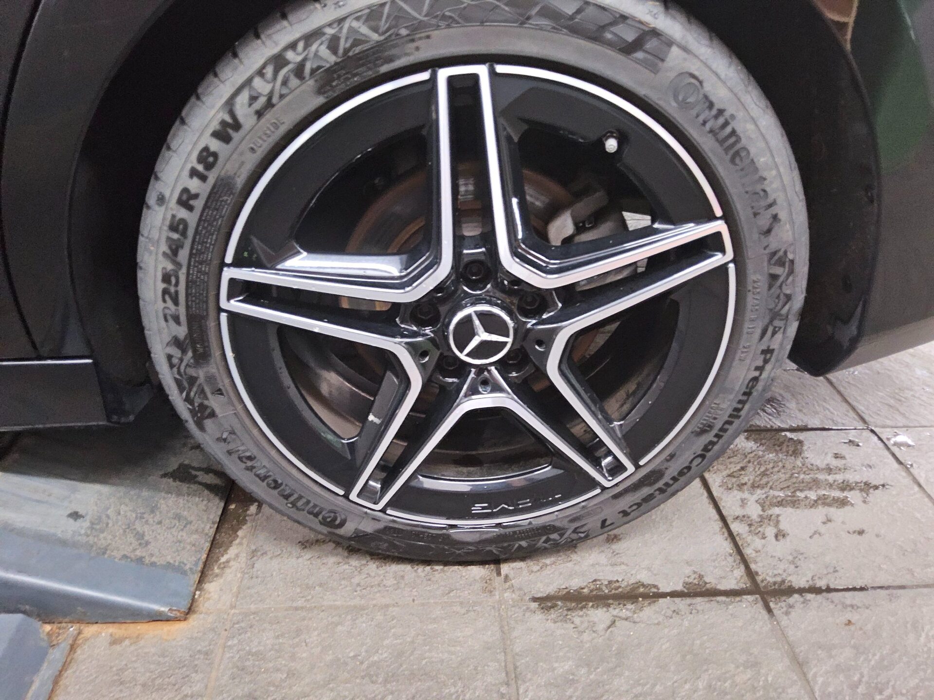 Mercedes-Benz CLA 200 Navi LED MBUX RFK Night PDC 11
