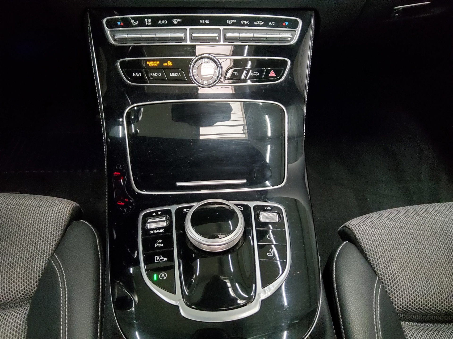 Mercedes-Benz E 220 T d Avantgarde Navi Multibeam RfK GSD 6