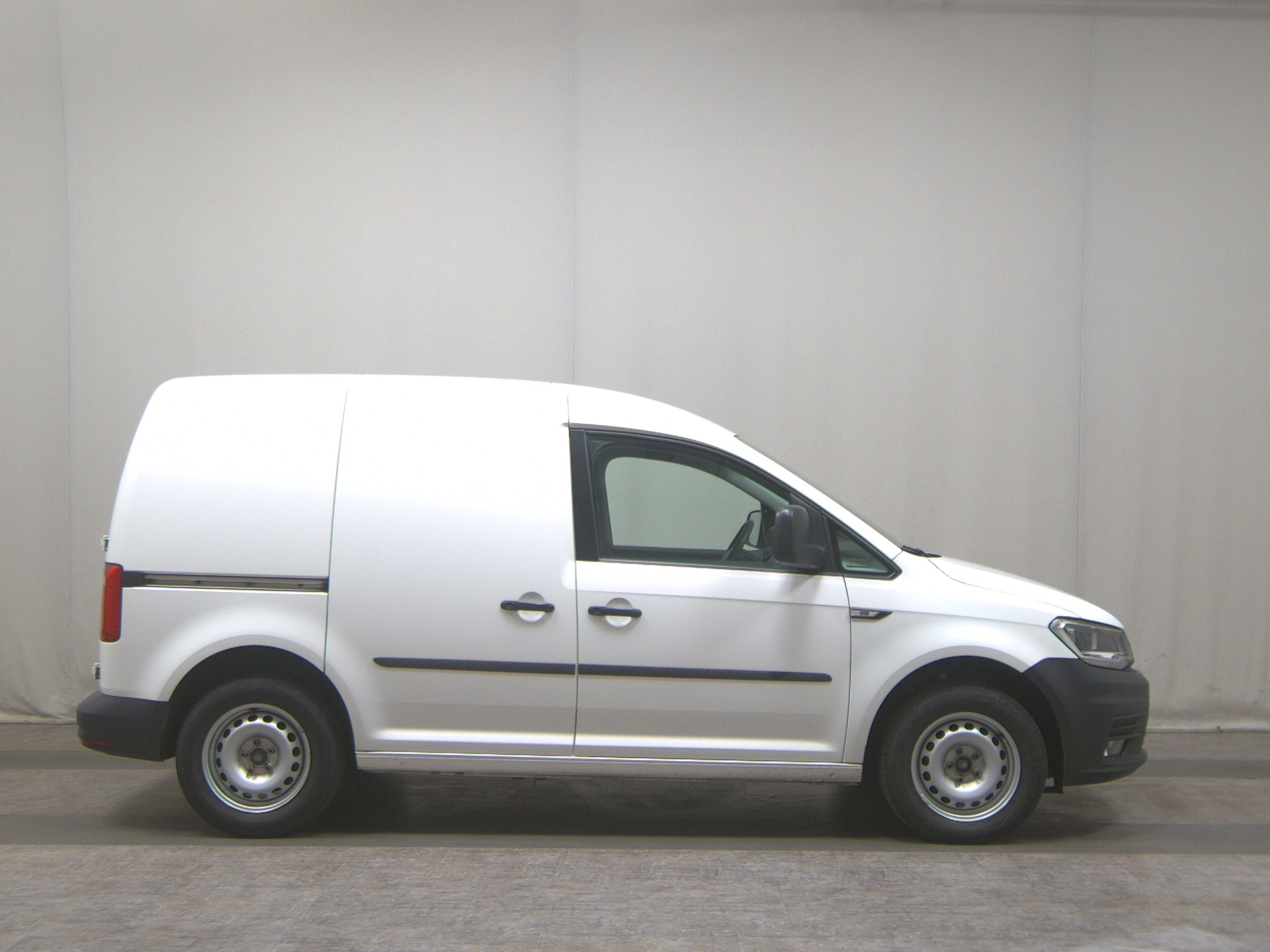 Volkswagen Caddy 2.0 TDI Navi PDC StHzg Shz Regalsystem