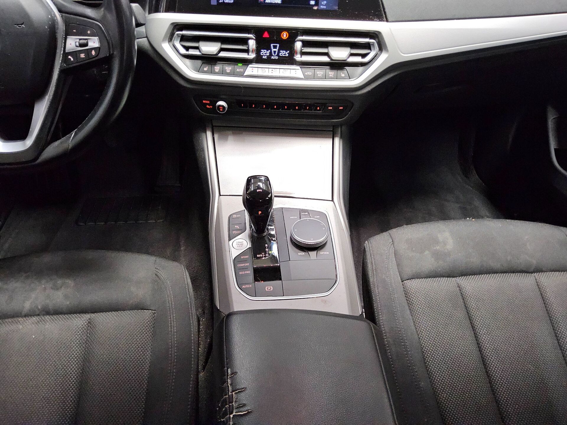 BMW 330iA Advantage Navi LED LC+ HiFi SHZ 6