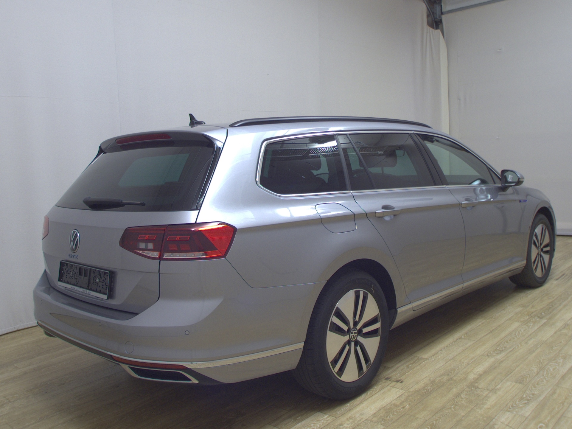 Volkswagen Passat Var. GTE 1.4 TSI Navi LED DC RFK AHK ACC 4