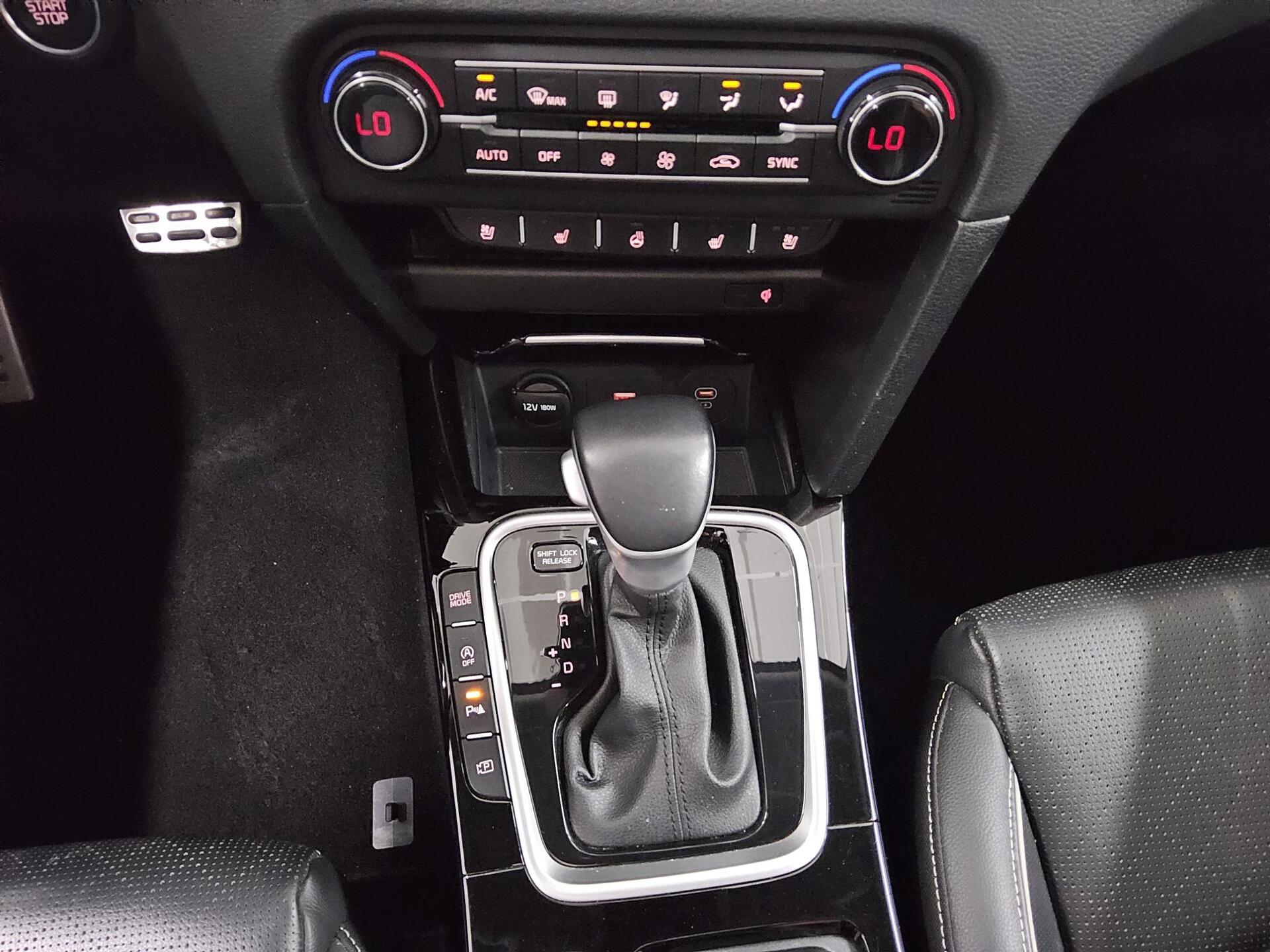 Kia cee'd Sportswagon 1.6 CRDI Platinum Navi LED Pano Leder DigiTacho 6
