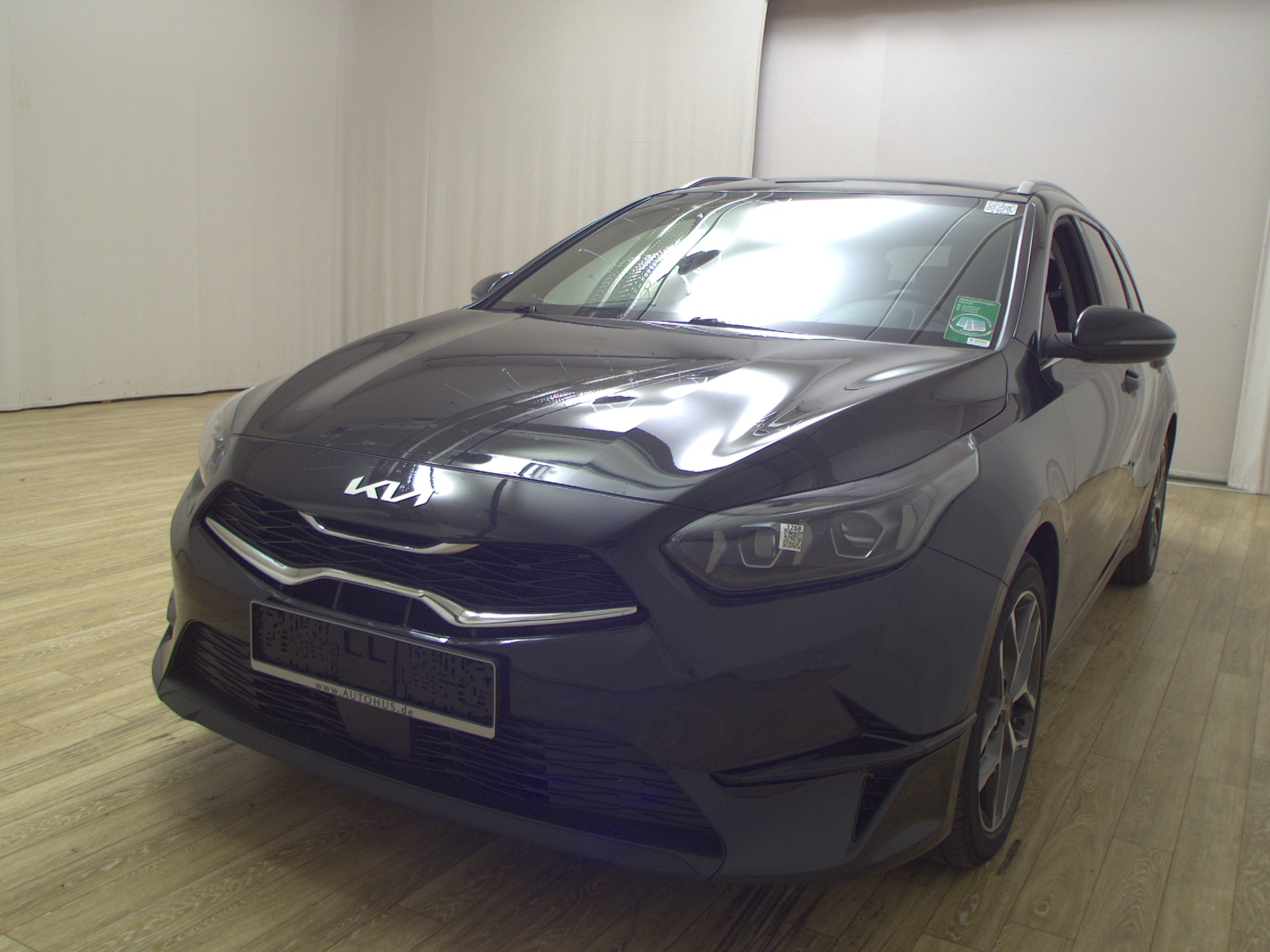 Kia cee'd Sportswagon 1.6 CRDI Platinum Navi LED Pano Leder DigiTacho 2