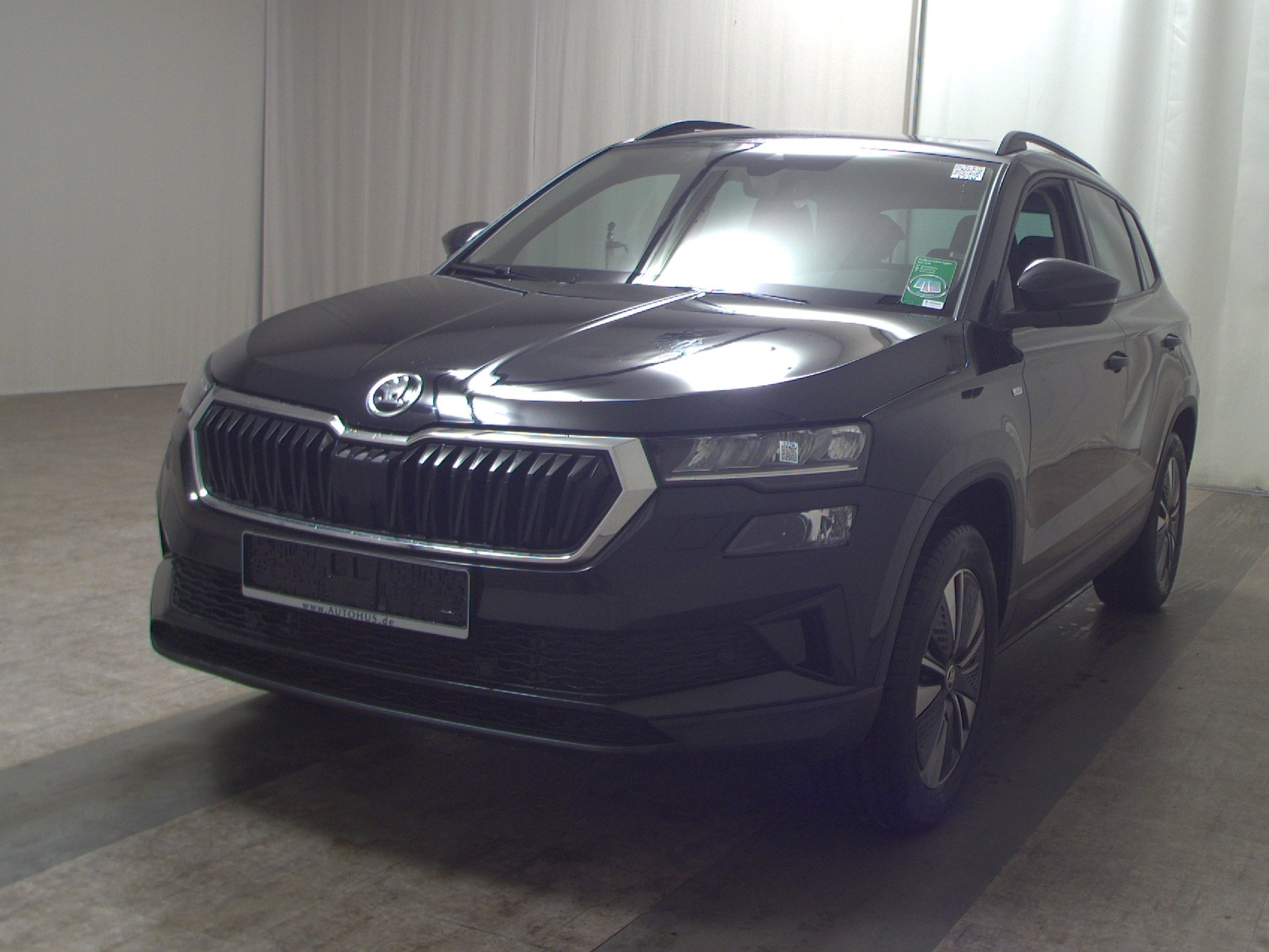 Skoda Karoq 2.0 TDI 4x4 Tour Navi LED Pano AHK 2