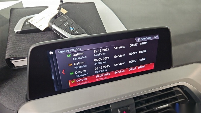 BMW X3 xDrive20d Advantage NAVI LED T-LEDER HiFi SHZ 10
