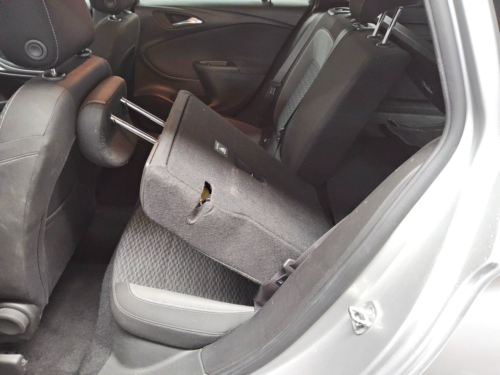 Opel Astra ST 1.5 D Edition Navi LED PDC 12