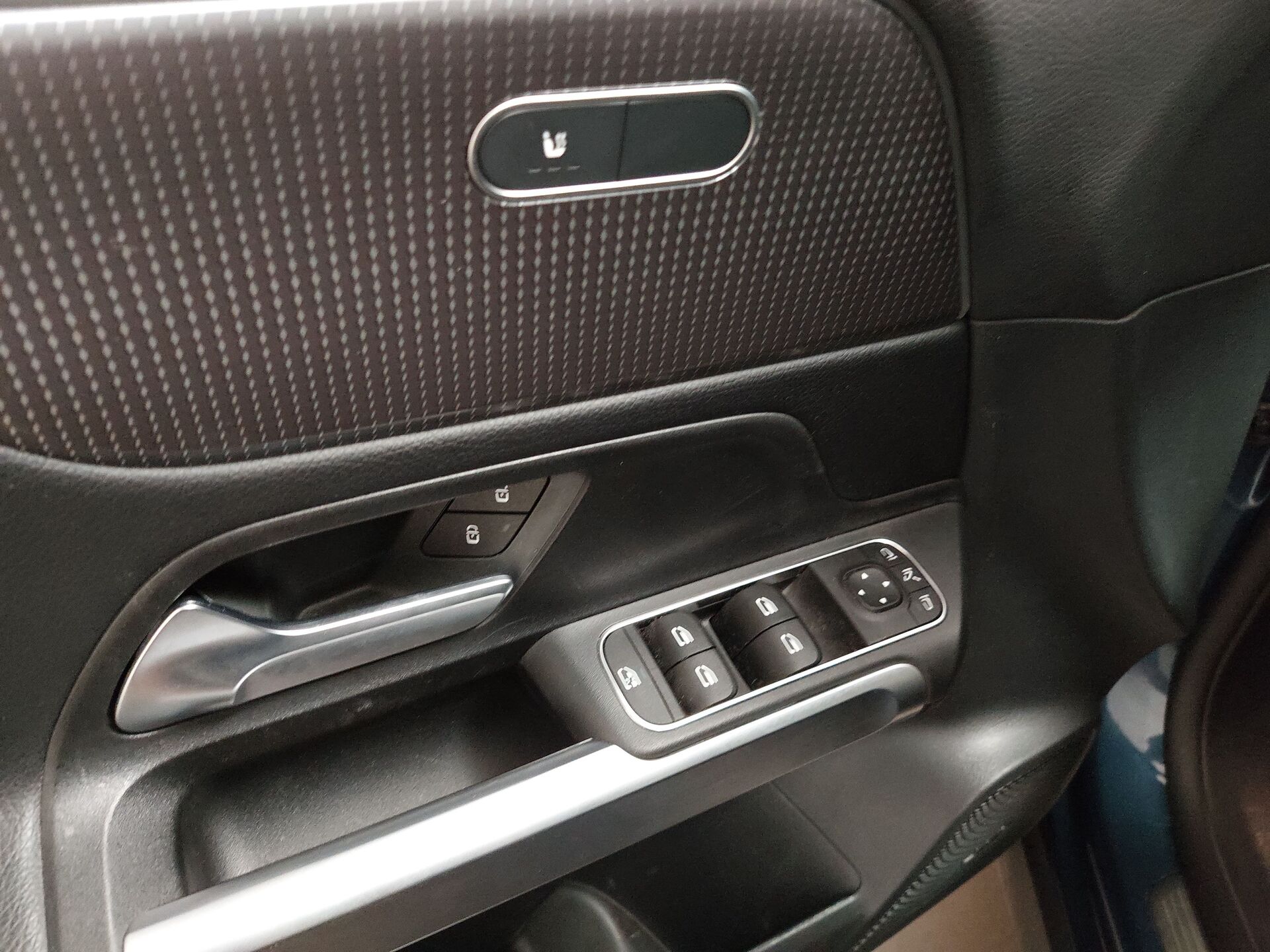 Mercedes-Benz 220 d 4M Progressive T-LEDER NAVI LED HUD 14