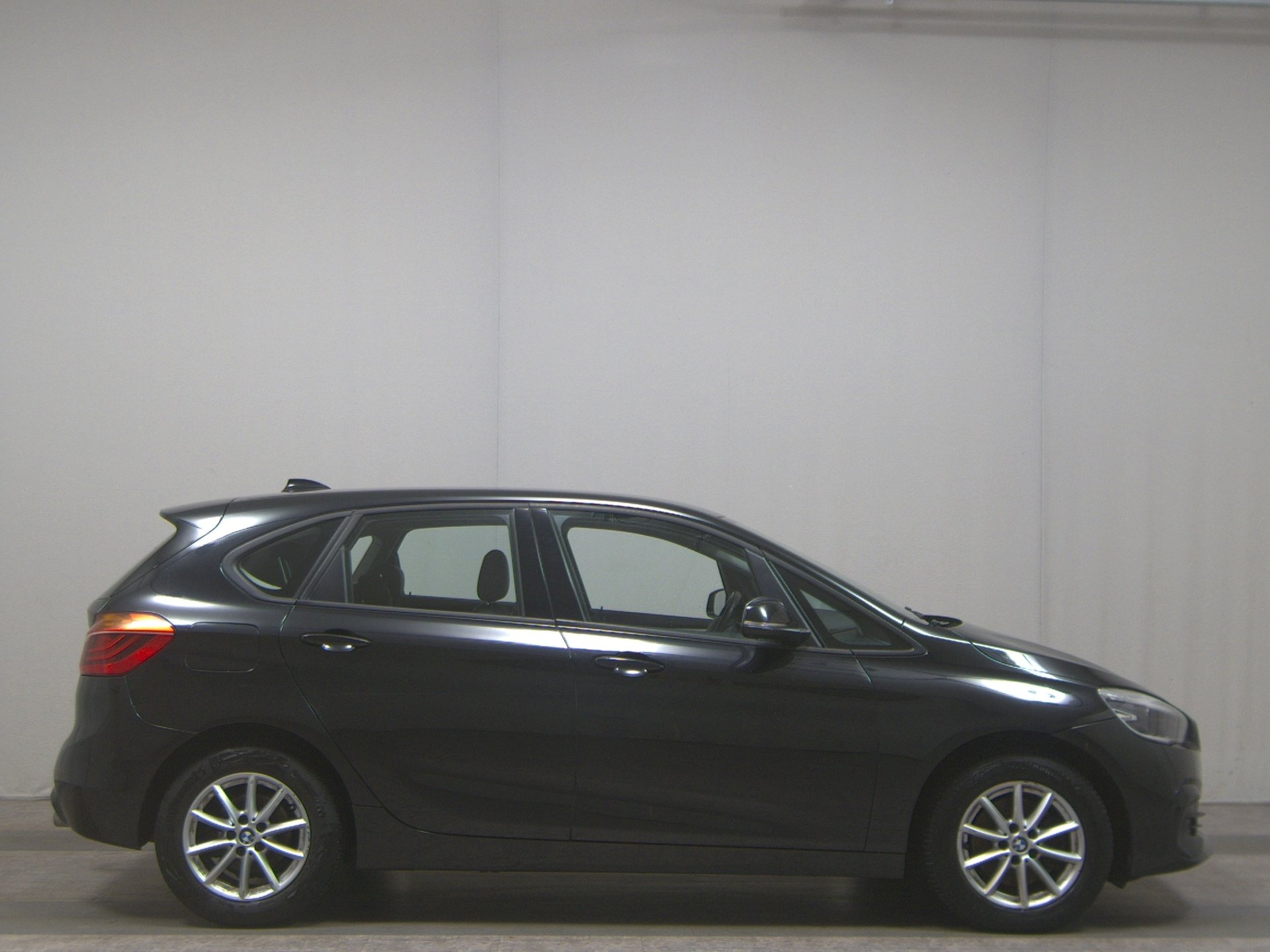BMW 218 Active Tourer Advantage Leder Navi LED AHK