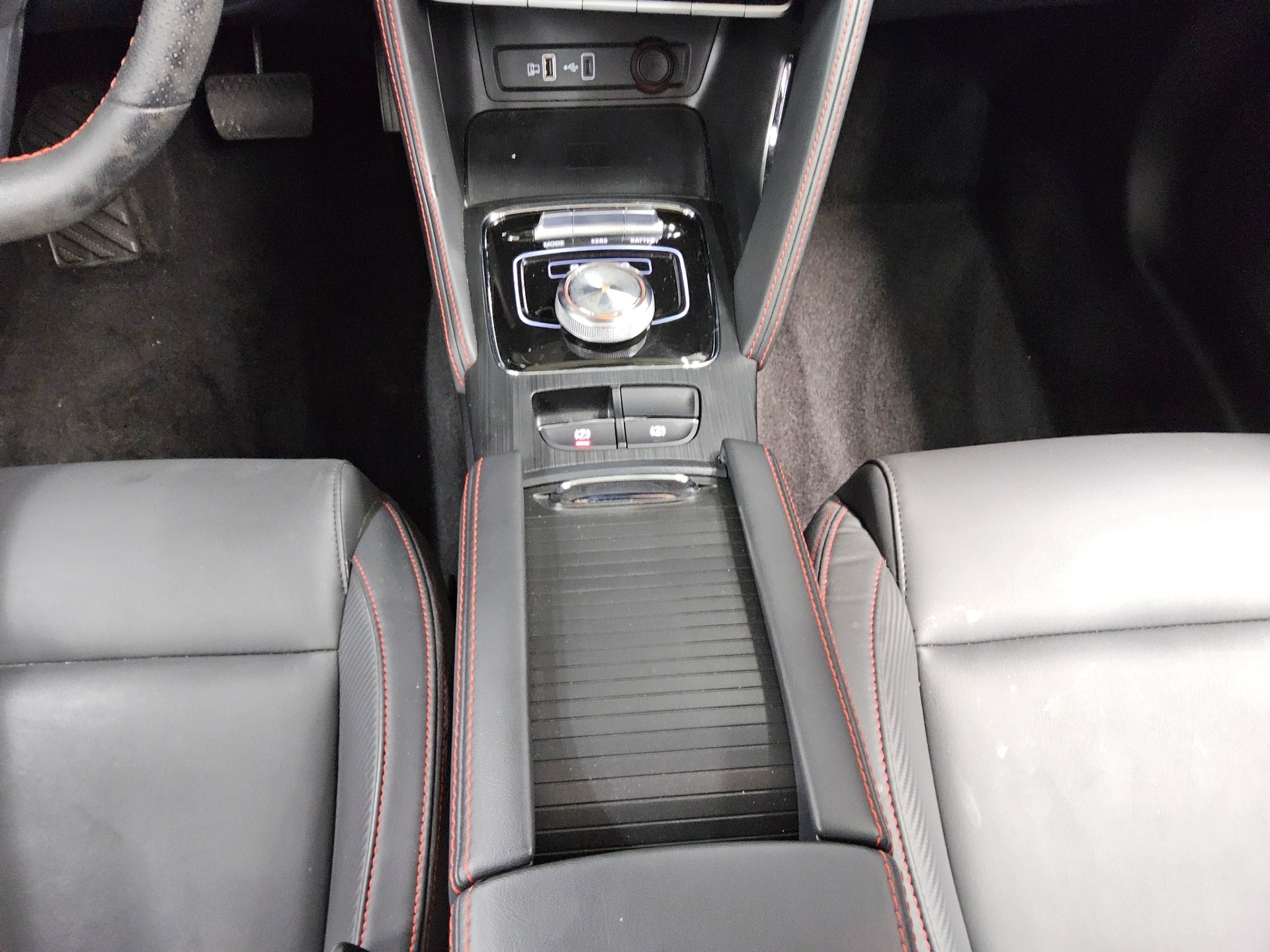 MG ZS Leder Navi LED Pano 360° ACC PDC Shz Klima 6
