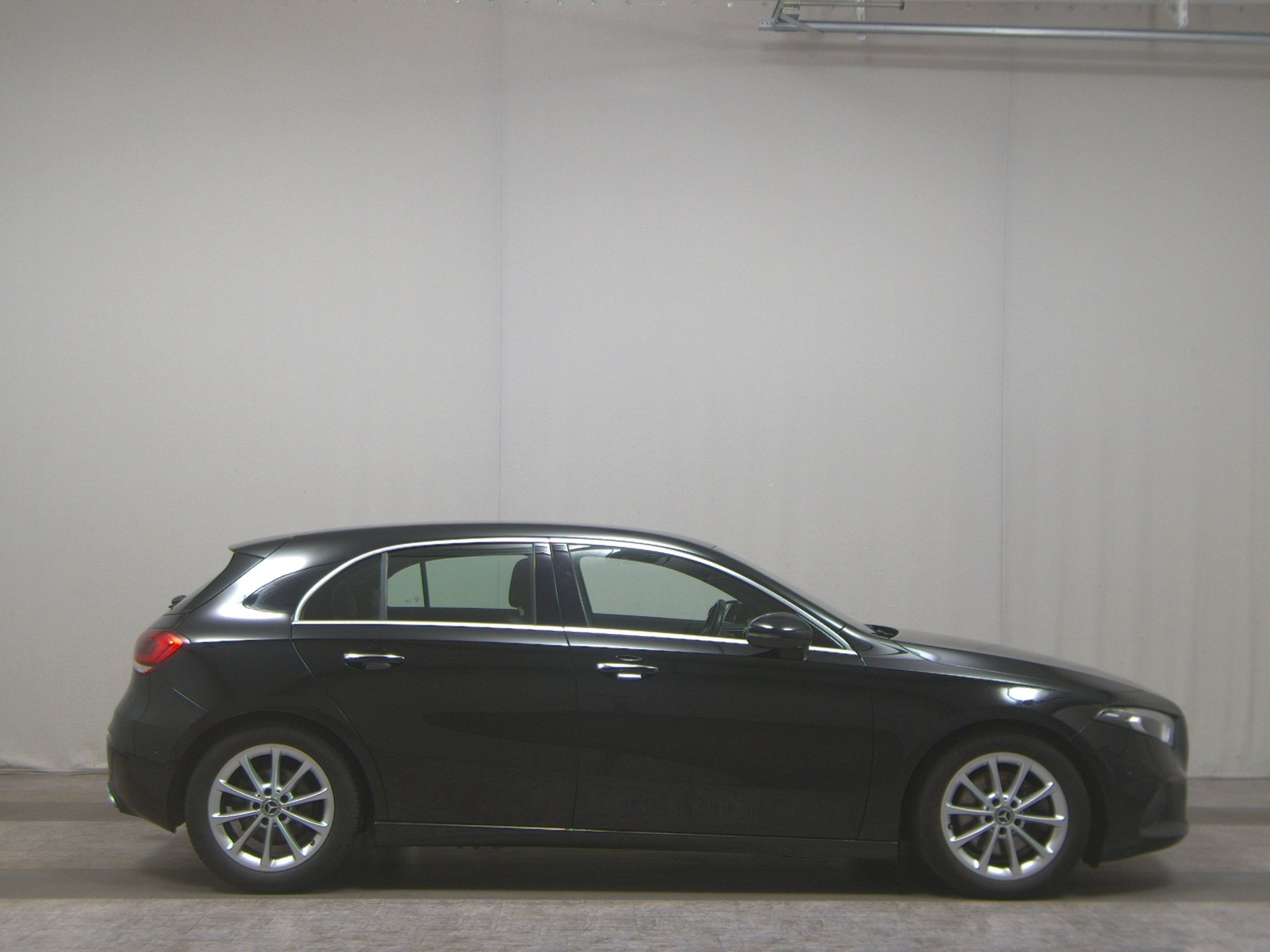 Mercedes-Benz A 220 d Progressive Navi LED AHK RFK Sound
