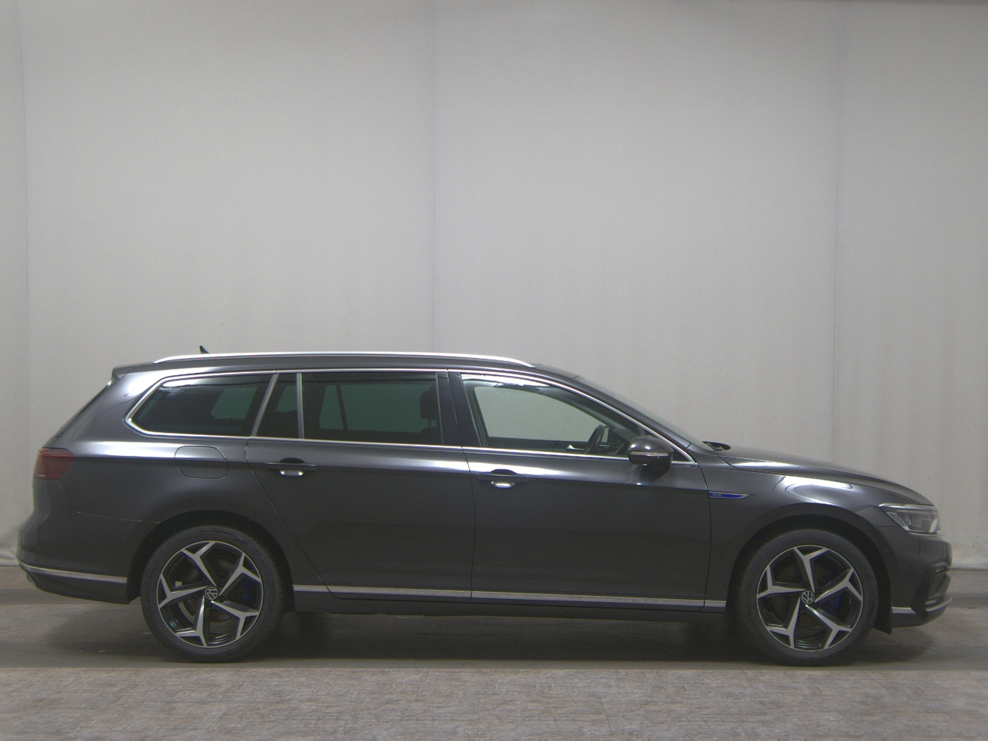 Volkswagen Passat Variant GTE 1.4 TSI Navi LED AID Pano RfK