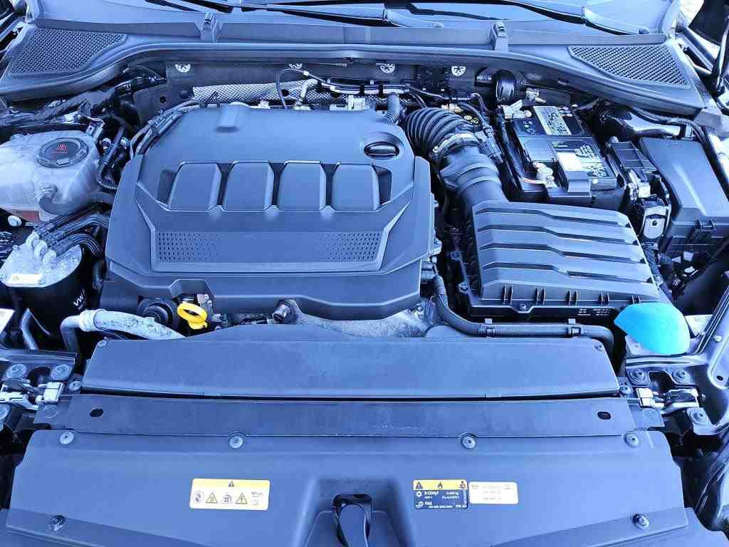 Skoda Octavia Kombi 2.0 TDI Navi vc LED PDC 11