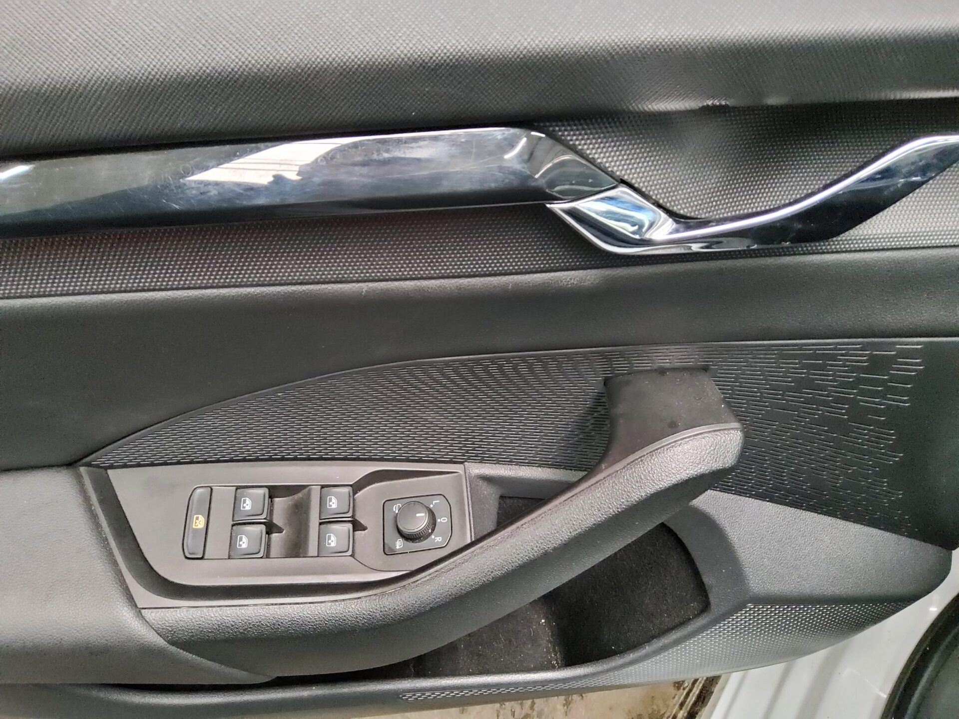 Skoda Octavia Kombi 2.0 TDI Ambition Navi LED Shz RFK 10