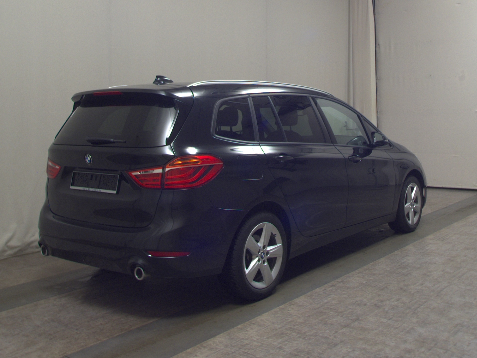 BMW 218 Gran Tourer Advantage Navi LED PDC SHZ 4