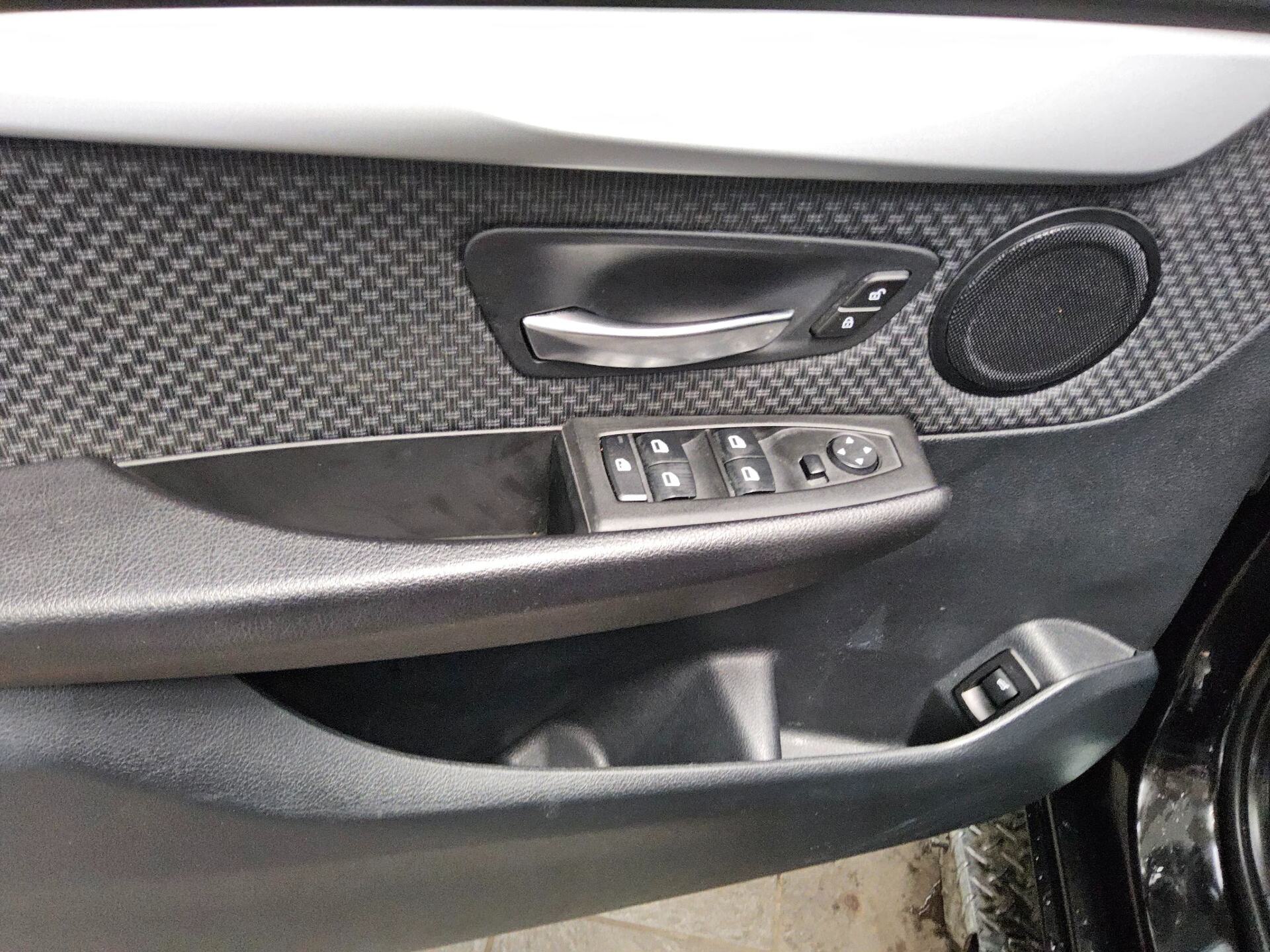 BMW 218 Gran Tourer Advantage Navi LED PDC SHZ 9