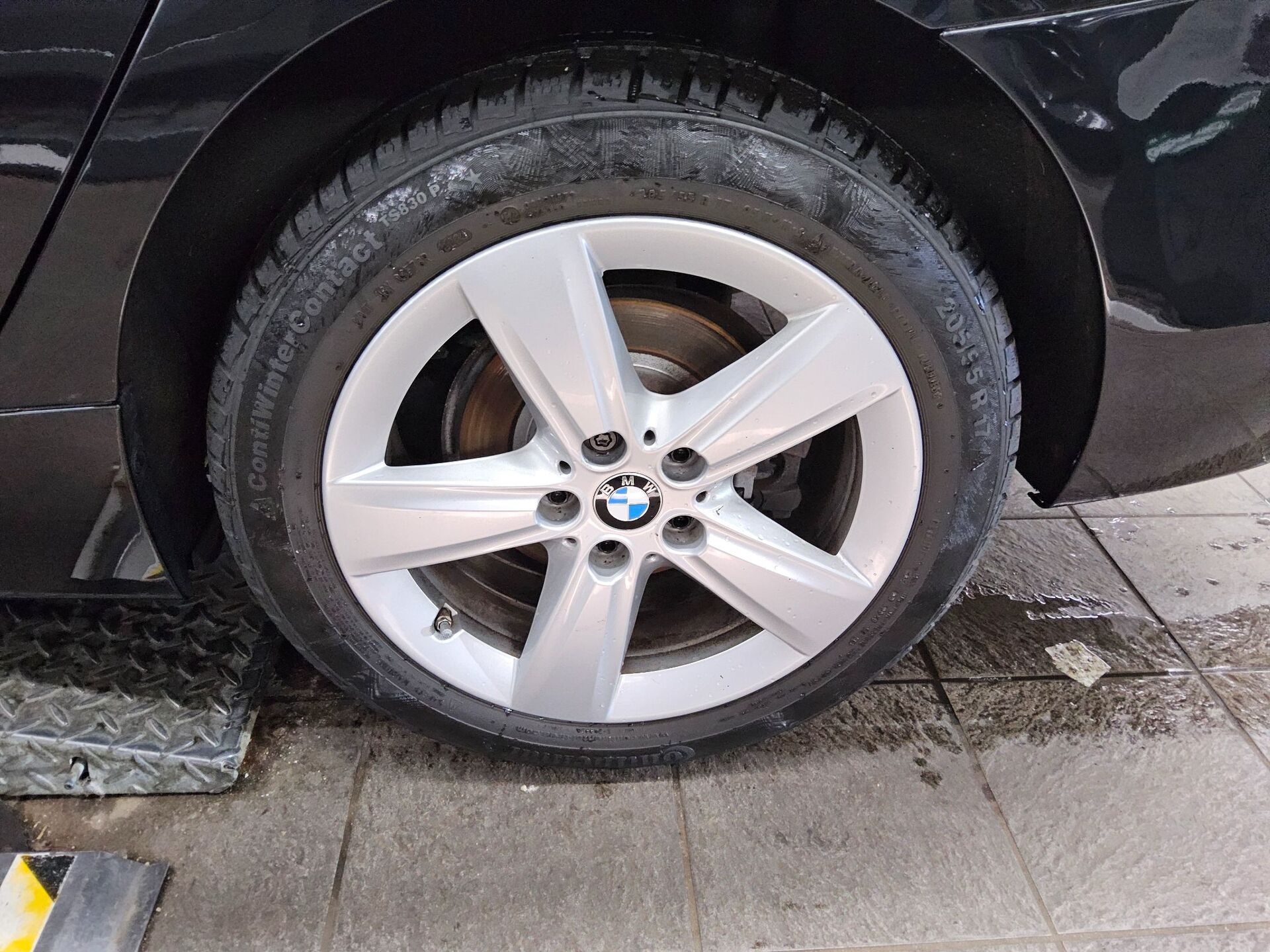 BMW 218 Gran Tourer Advantage Navi LED PDC SHZ 10