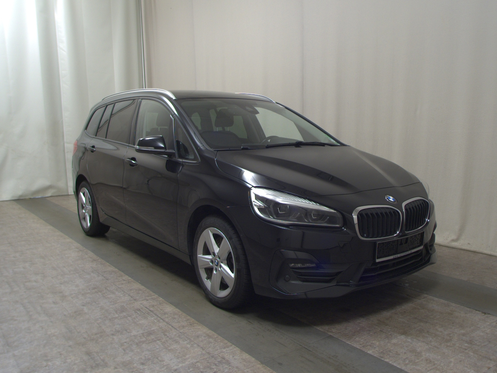 BMW 218 Gran Tourer Advantage Navi LED PDC SHZ 3