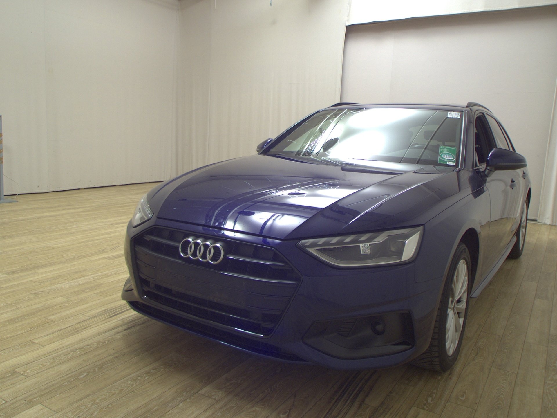 Audi A4 Avant 40 TDI advanced Pano Sound Navi+ Kamera 2