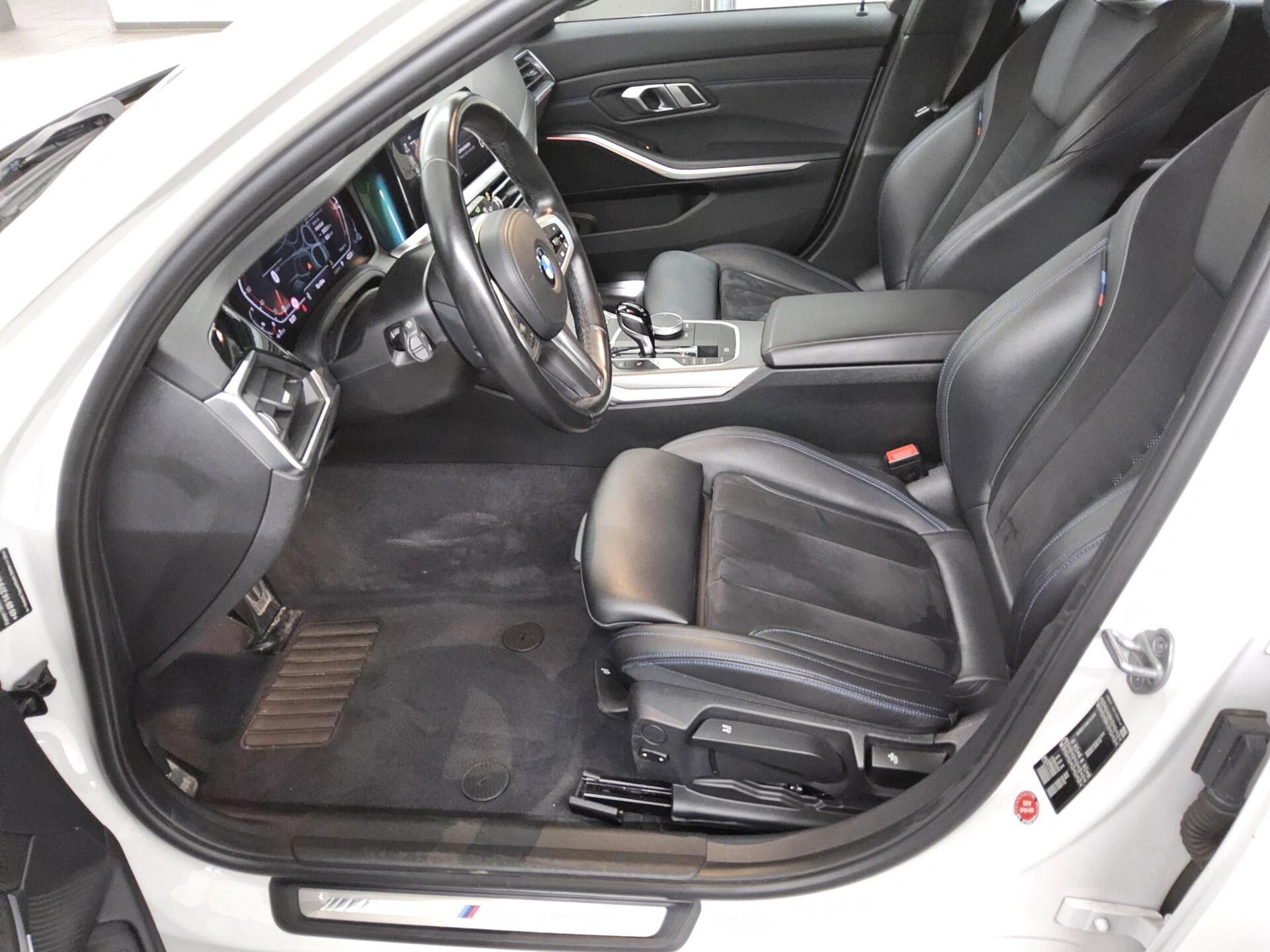 BMW 318dA Touring M-Sport Navi LED LC-Pro PDC SHZ 9
