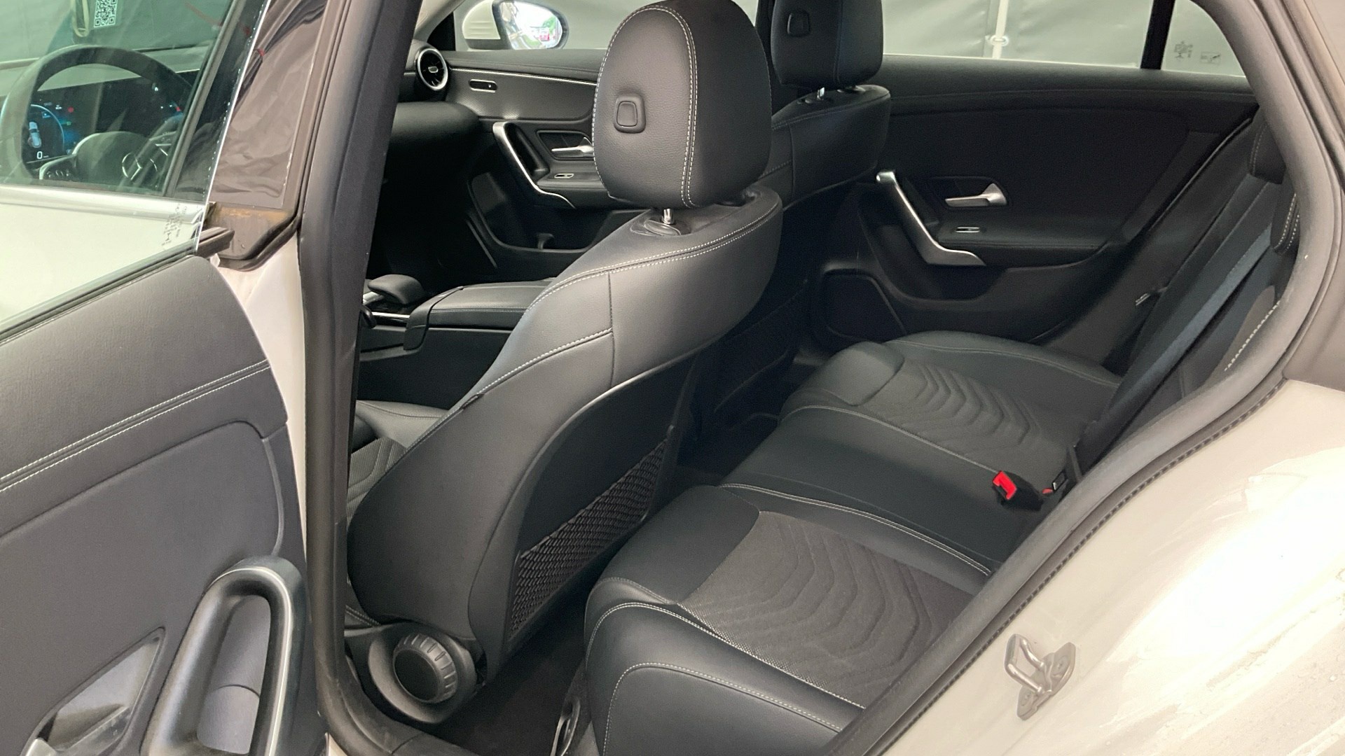 Mercedes-Benz CLA 200 SB d Progressive Navi LED RFK Shz 11