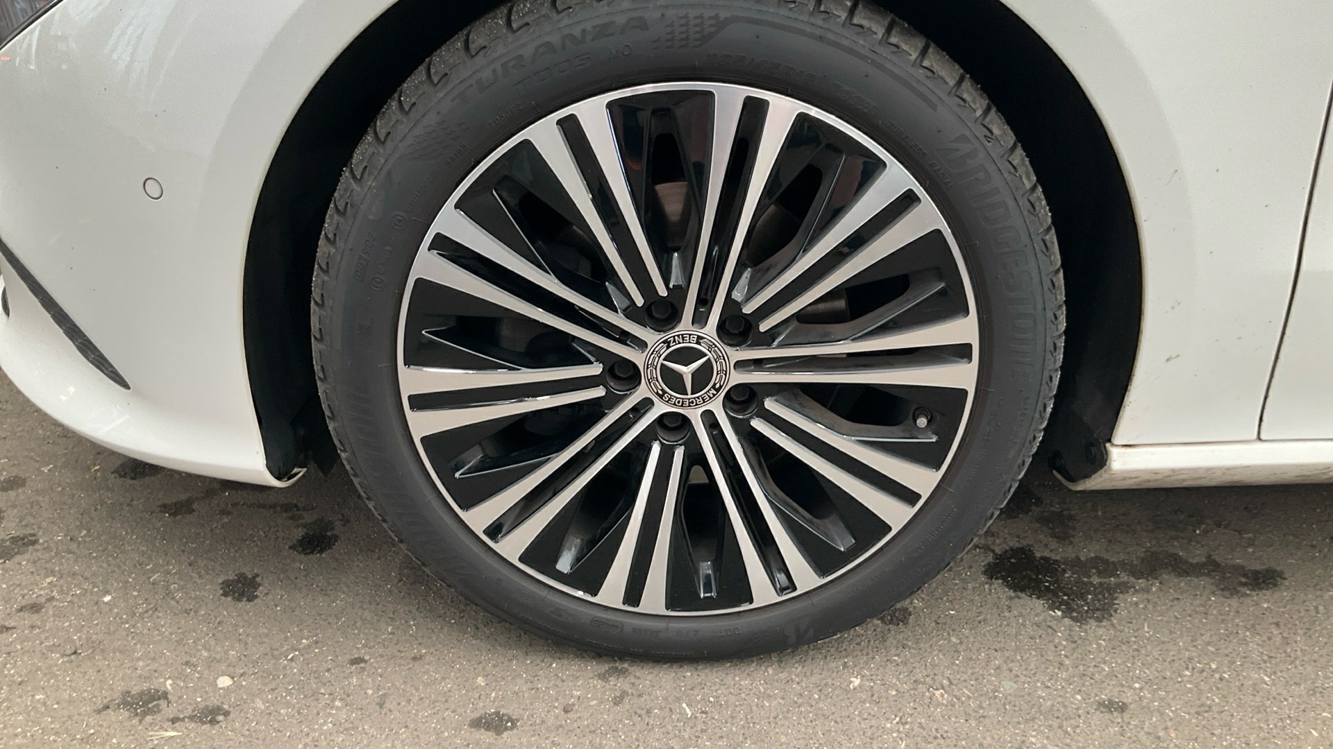 Mercedes-Benz CLA 200 SB d Progressive Navi LED RFK Shz 12