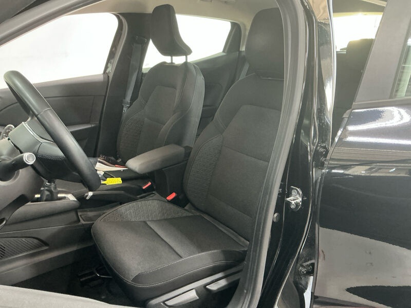 Renault Clio 1.0 Navi LED PDC 9