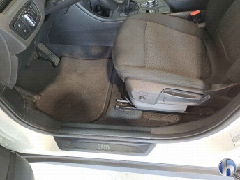 BMW X1 sDrive18d NAVI KLIMAAUT LED RADIO MFL 7