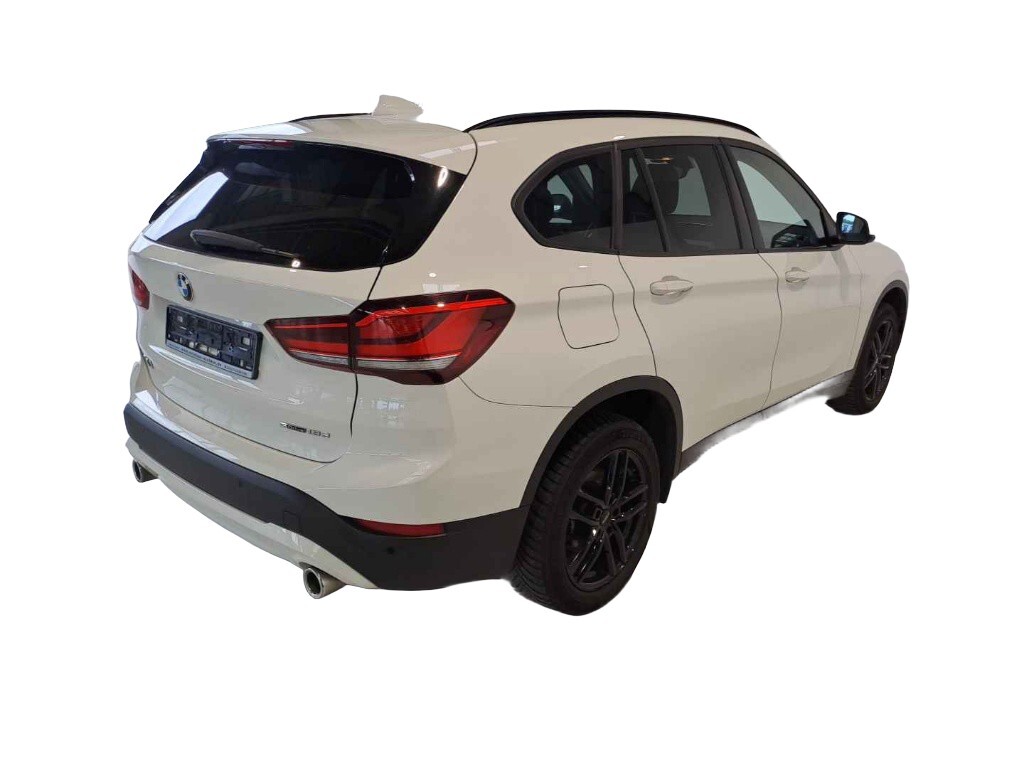BMW X1 sDrive18d NAVI KLIMAAUT LED RADIO MFL 3