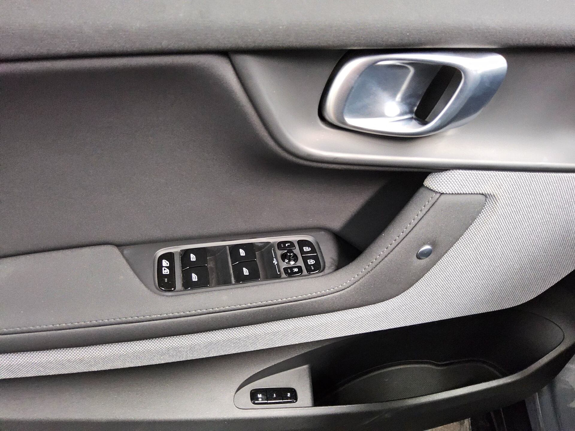 Polestar 2 Navi LED Shz RFK 10