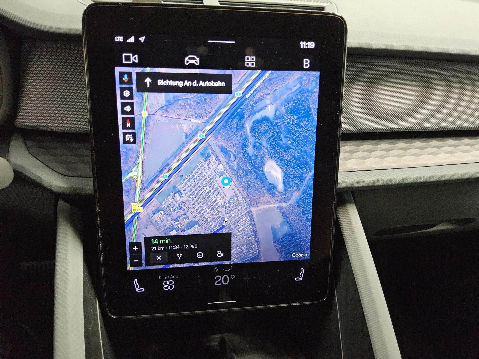 Polestar 2 Navi LED Shz RFK 7